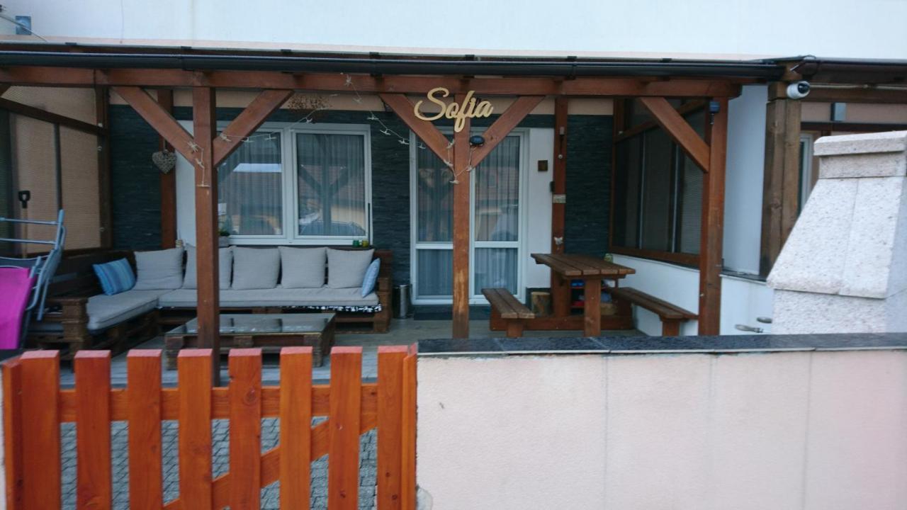 Apartman Sofia Veľký Slavkov المظهر الخارجي الصورة